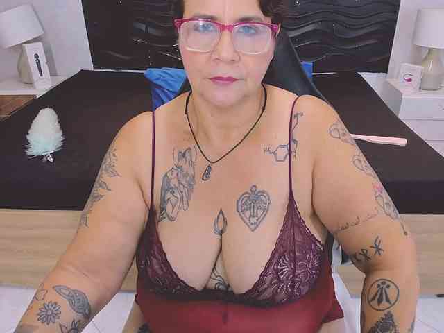 LauraRiley LauraRiley