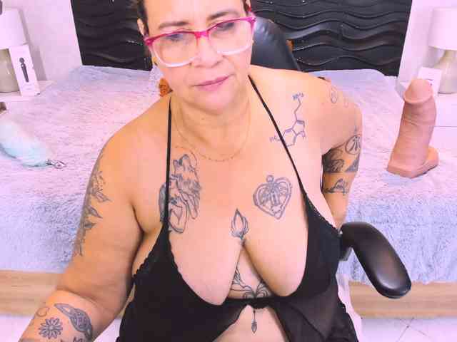 LauraRiley LauraRiley