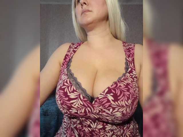 Ladyship's BongaCams show and profile