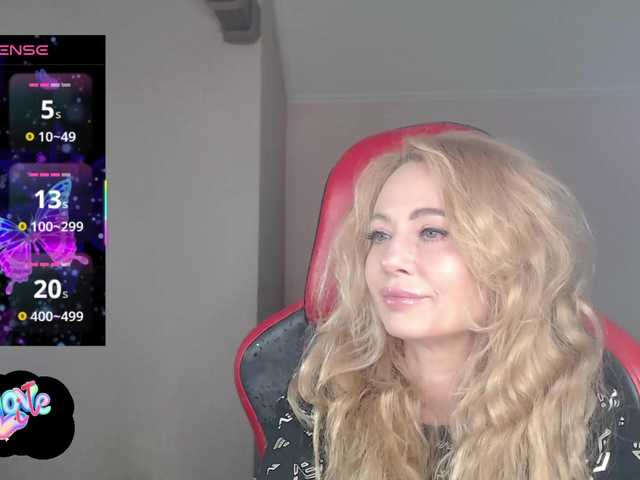 ---II---'s BongaCams show and profile