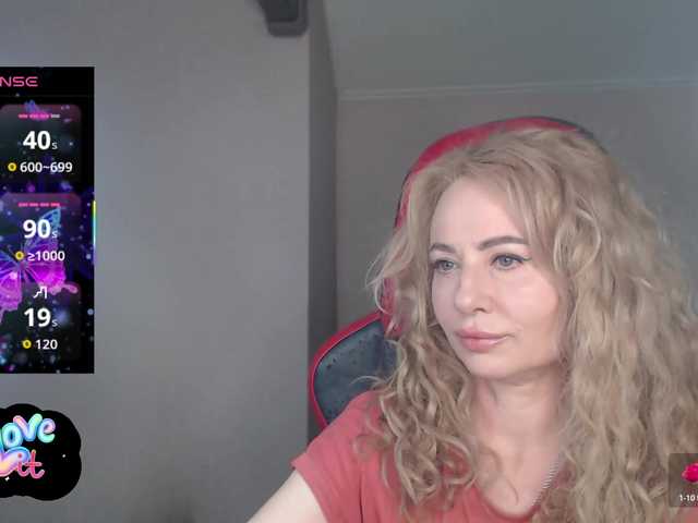 ---II---'s BongaCams show and profile