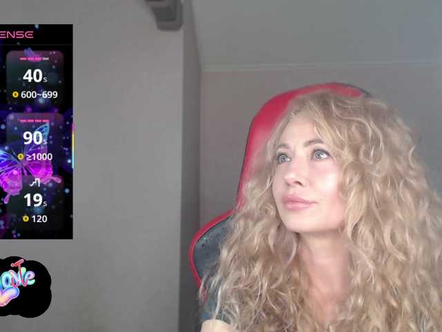 ---II---'s BongaCams show and profile