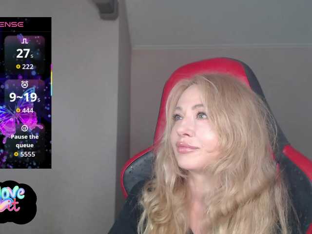 ---II---'s BongaCams show and profile