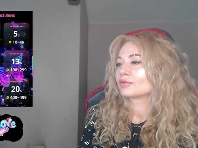 ---II---'s BongaCams show and profile