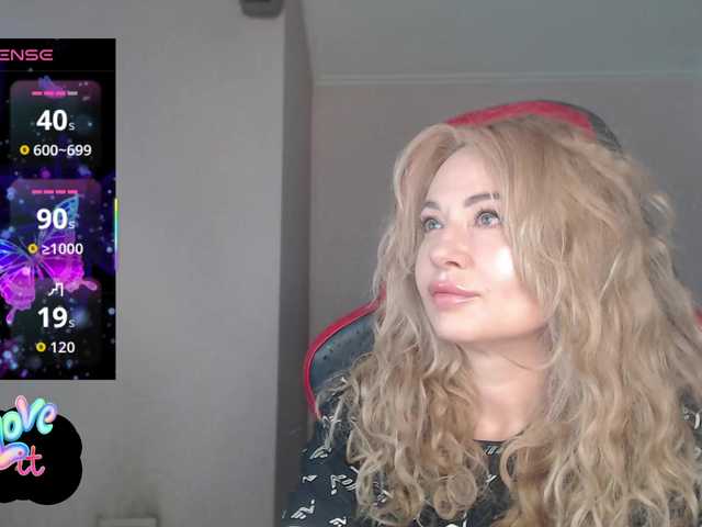 ---II---'s BongaCams show and profile