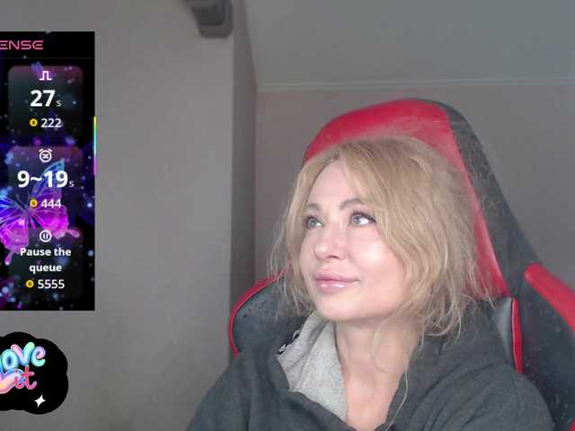 ---II---'s BongaCams show and profile