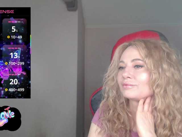 ---II---'s BongaCams show and profile