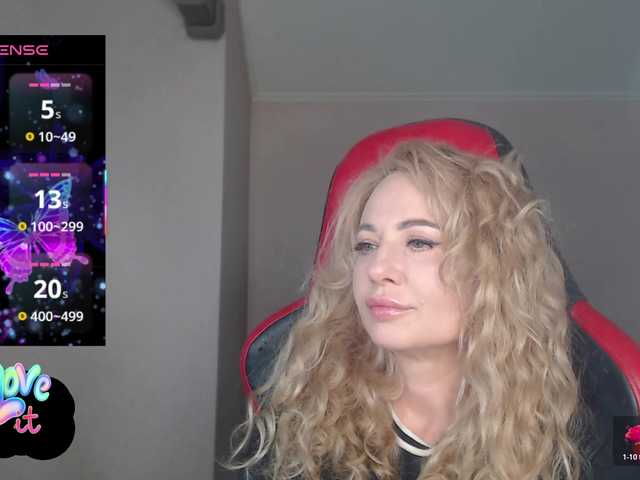 ---II---'s BongaCams show and profile