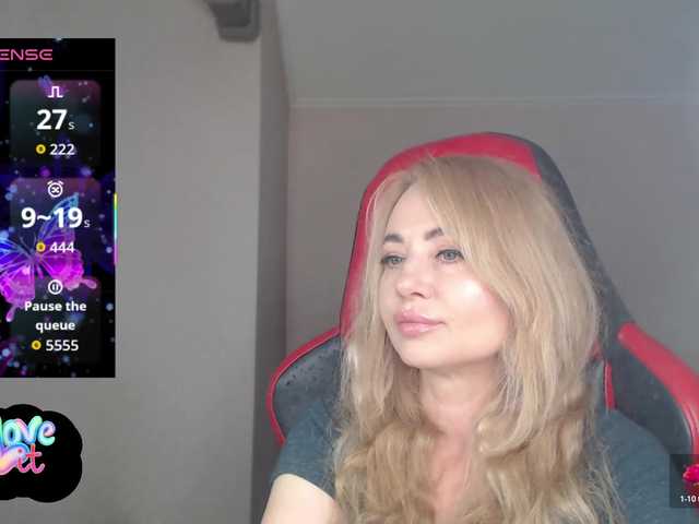 ---II---'s BongaCams show and profile