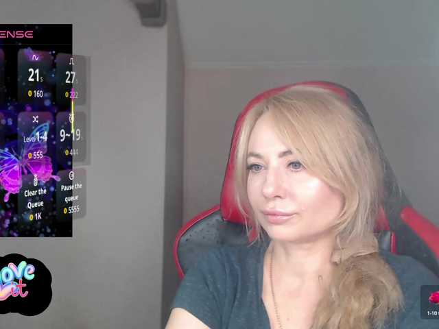 ---II---'s BongaCams show and profile