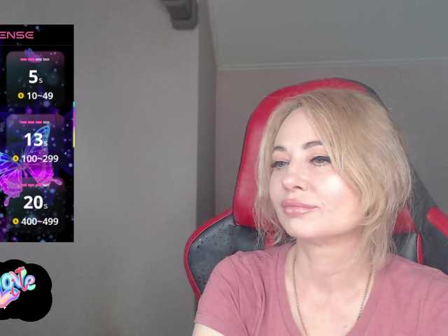 ---II---'s BongaCams show and profile