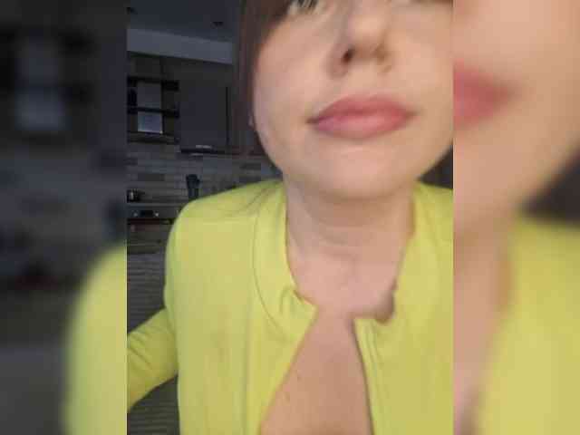 VyshlaZaVinom webcam