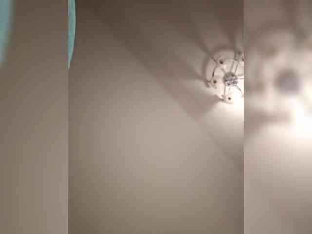 VyshlaZaVinom webcam