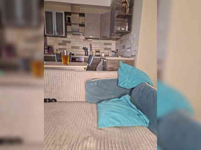 VyshlaZaVinom webcam