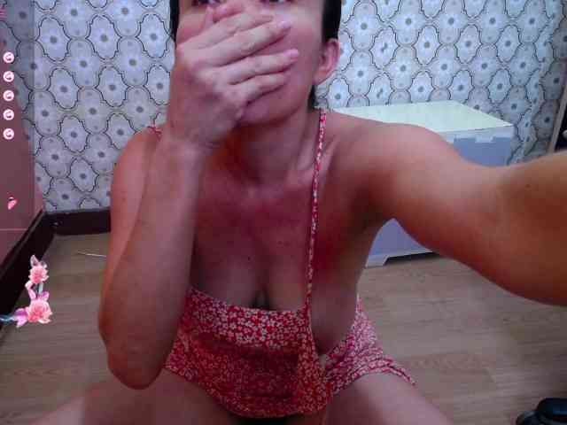 CrystinaDiaz webcam