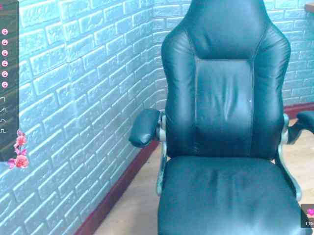 CrystinaDiaz webcam