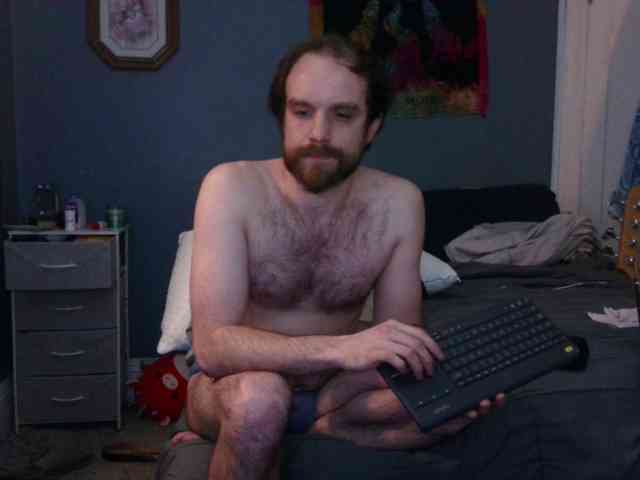 Hpluvscash Live Webcam on BongaCams