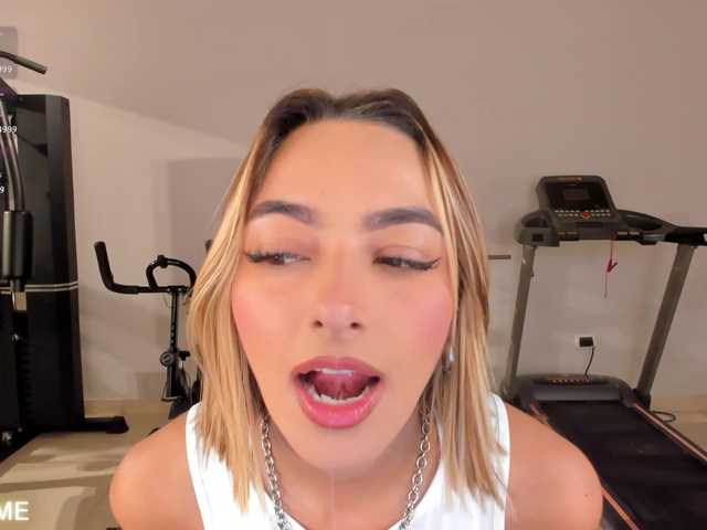 MelissaMoore's BongaCams show and profile