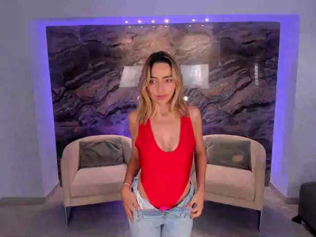 MelissaMoore's BongaCams show and profile