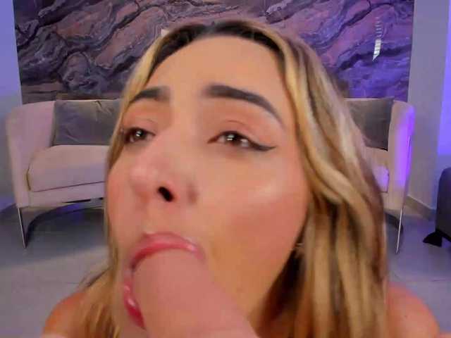 MelissaMoore's BongaCams show and profile