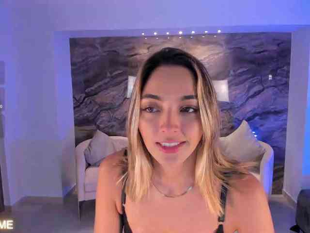 MelissaMoore webcam
