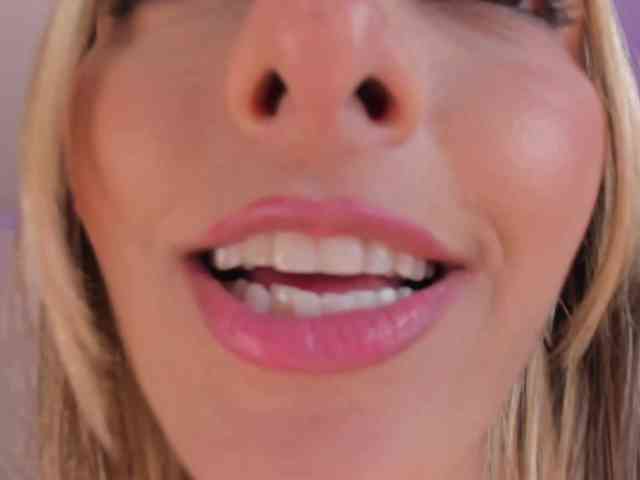 MelissaMoore webcam