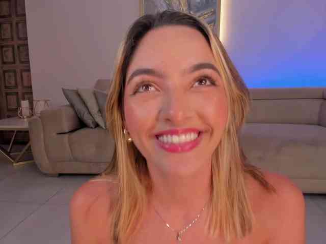 MelissaMoore webcam