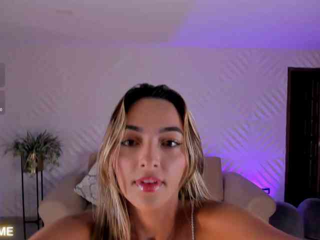MelissaMoore webcam