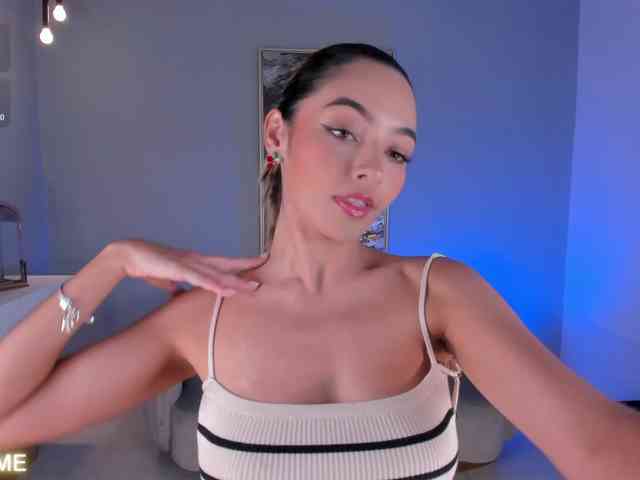 MelissaMoore webcam