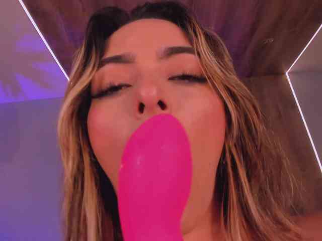 MelissaMoore webcam