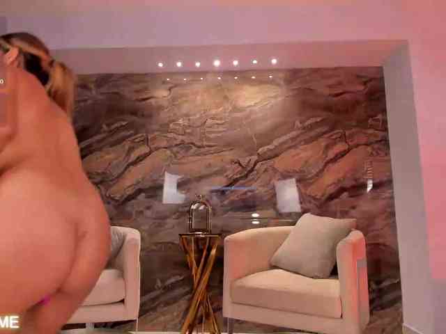 MelissaMoore webcam