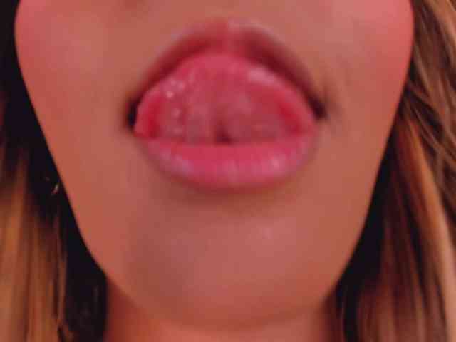MelissaMoore webcam