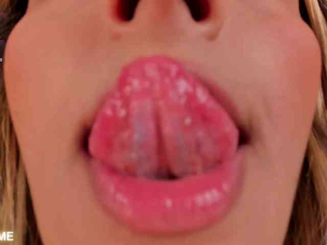 MelissaMoore webcam