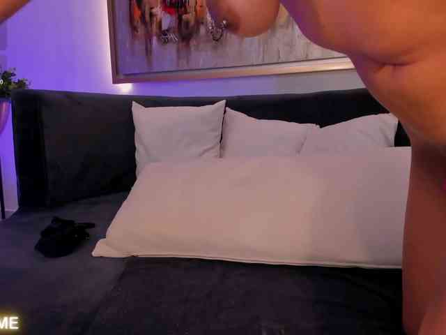 MelissaMoore webcam