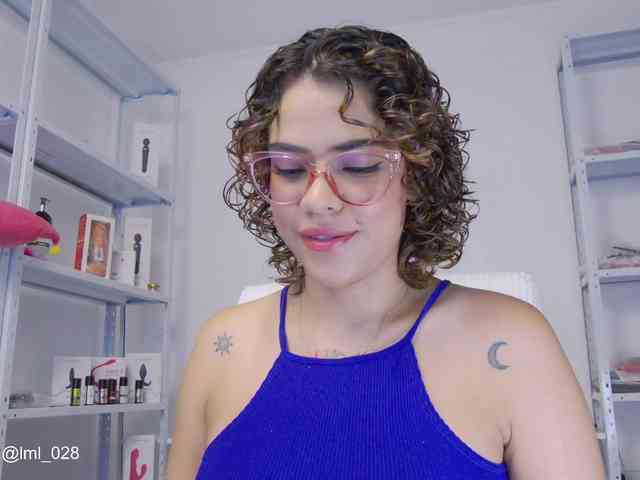 MarilynStone Live Webcam on BongaCams