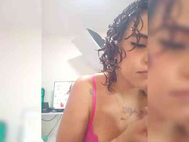 MarilynStone webcam
