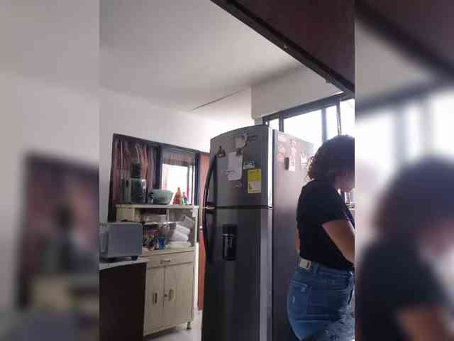 MarilynStone webcam