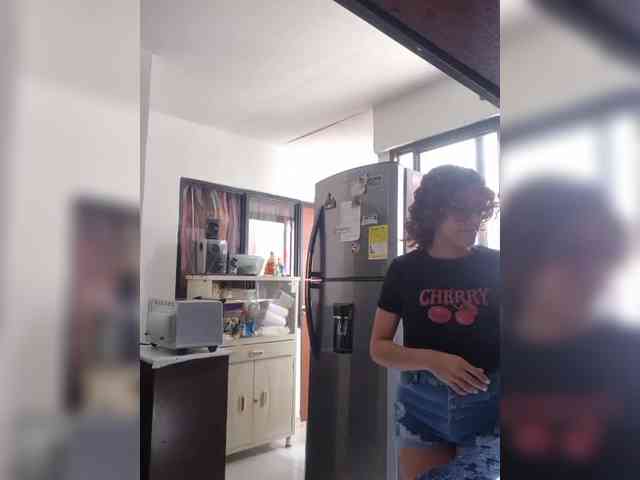 MarilynStone webcam