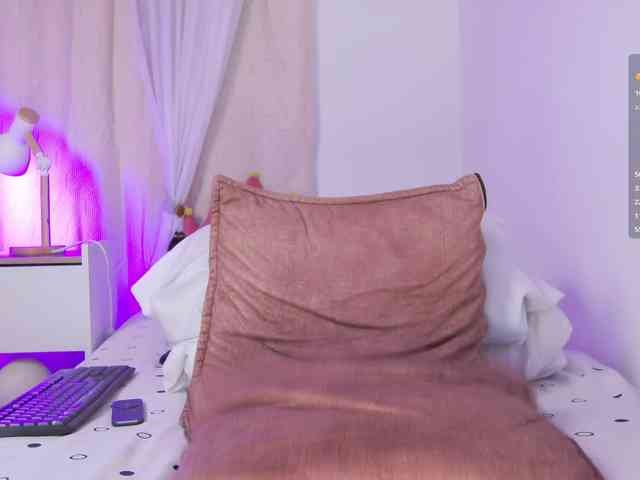 MarilynStone webcam