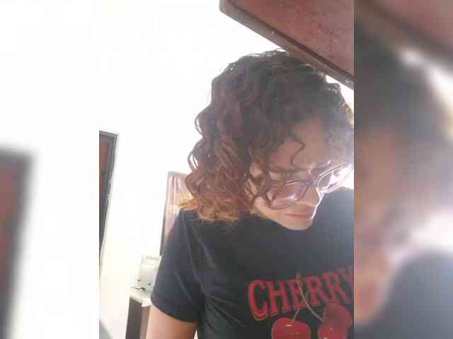 MarilynStone webcam