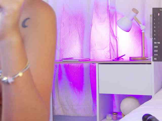 MarilynStone webcam