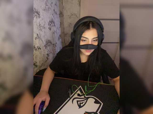 aloeloea's BongaCams show and profile