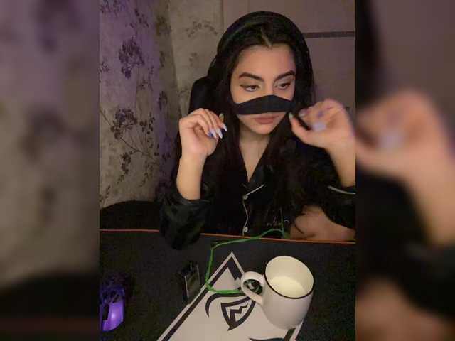 aloeloea's BongaCams show and profile