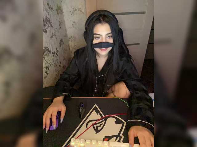 aloeloea's BongaCams show and profile