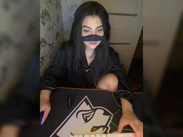 aloeloea's BongaCams show and profile