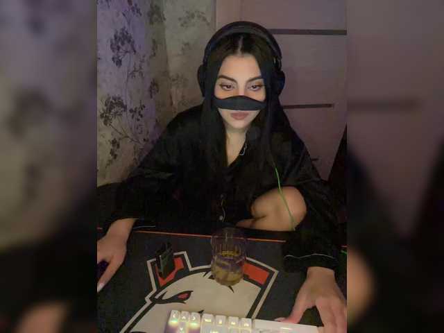 aloeloea's BongaCams show and profile