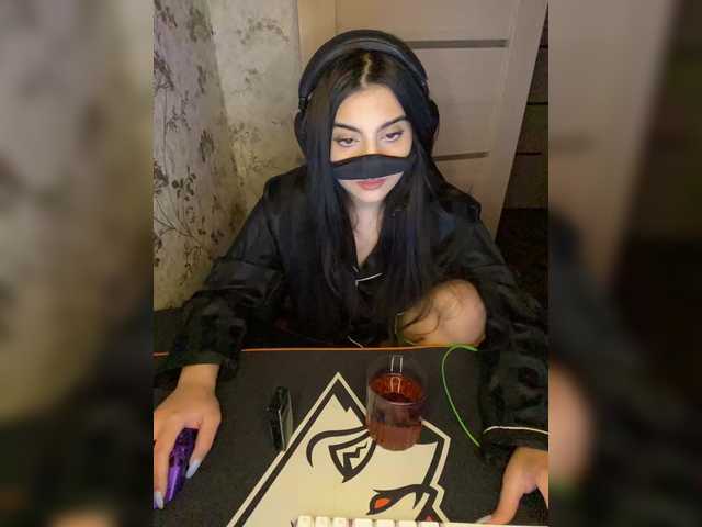 aloeloea's BongaCams show and profile