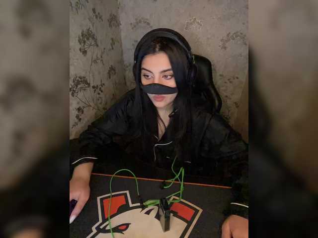 aloeloea's BongaCams show and profile