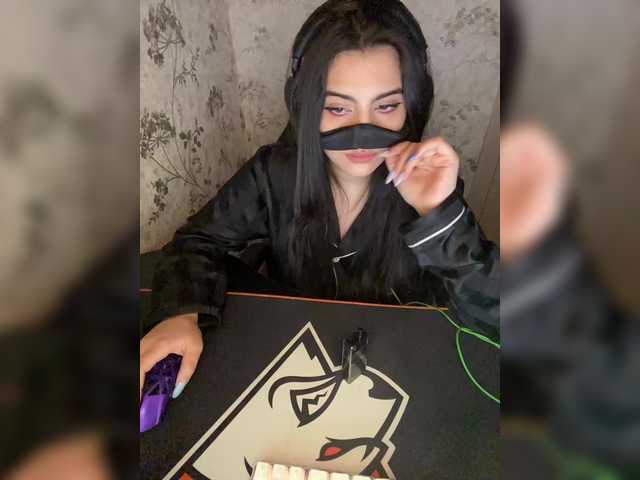 aloeloea's BongaCams show and profile