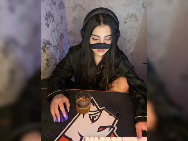 aloeloea's BongaCams show and profile